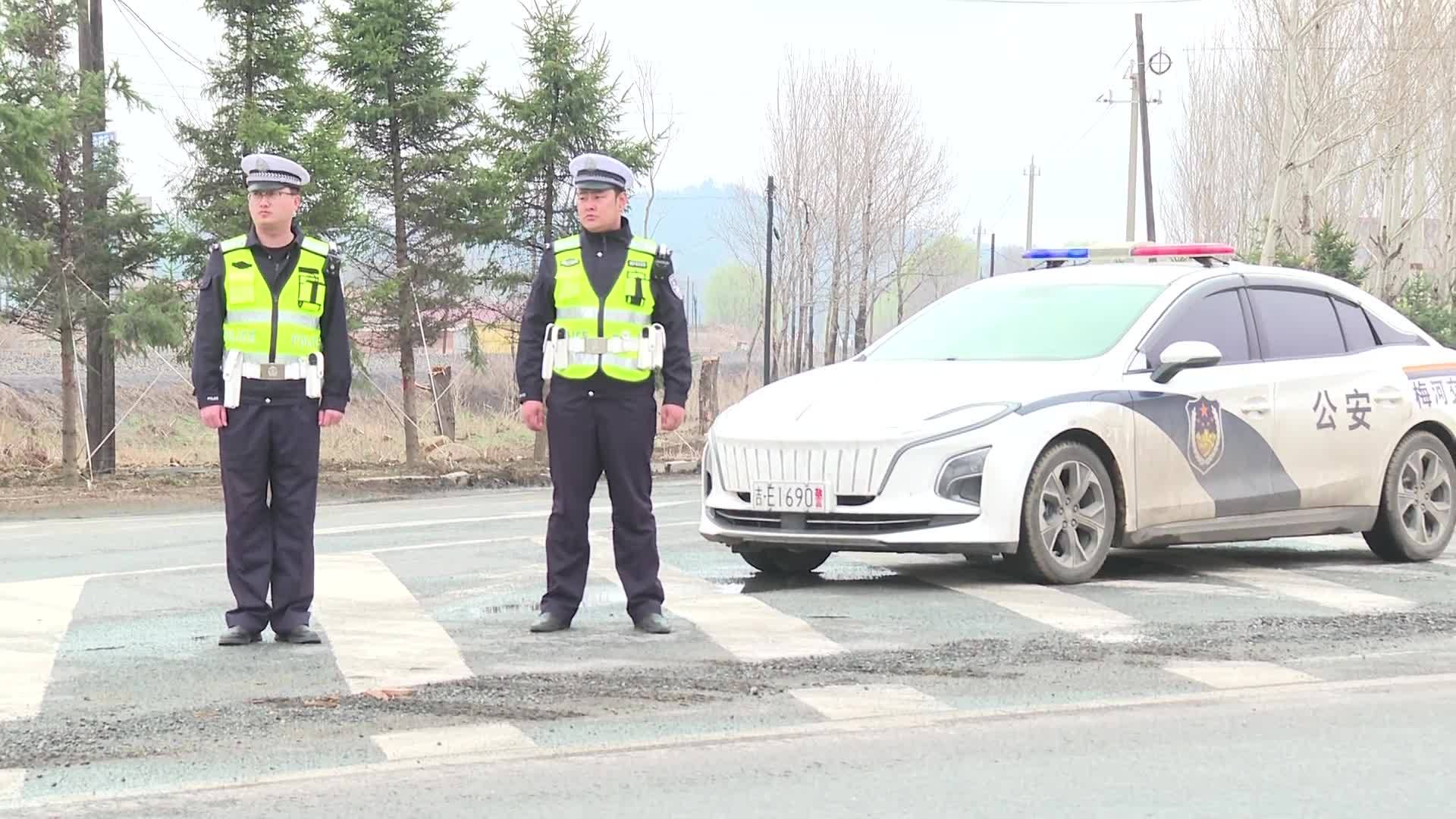 山城镇多举措筑牢春耕道路交通安全防线