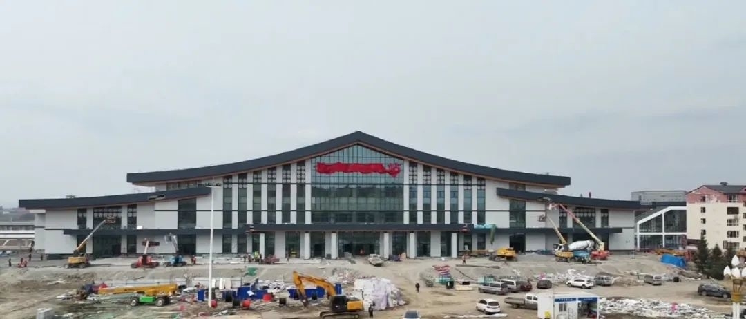 沈白高铁项目进行时｜沈白高铁长白山西站快速推进 冲刺建设