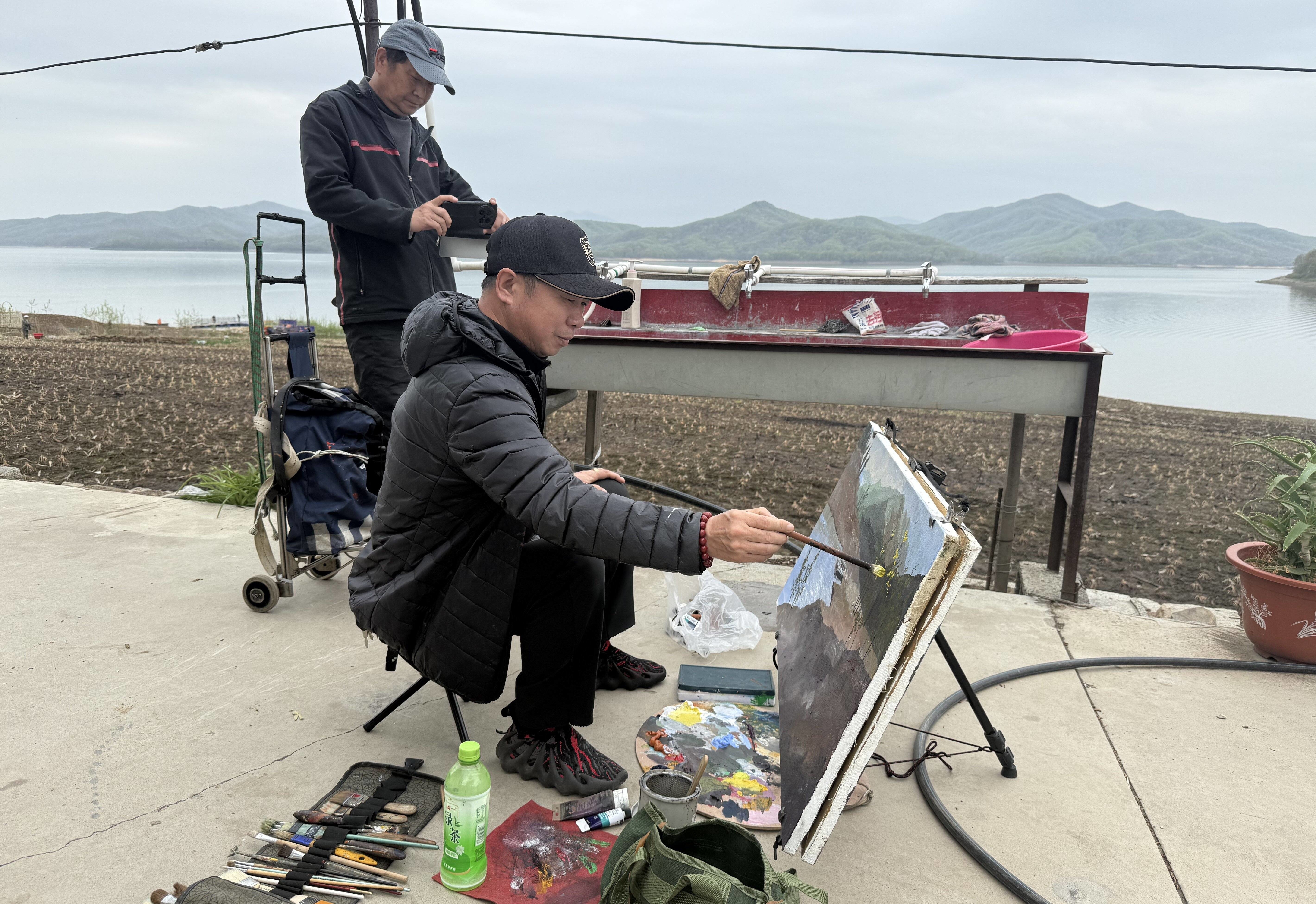 蛟河市庆岭镇杨木沟村写生基地揭牌
