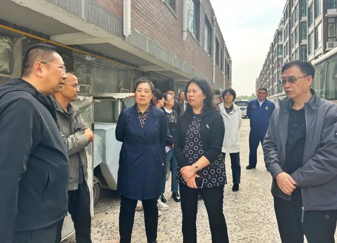 长岭县政协调研全县小区物业管理情况