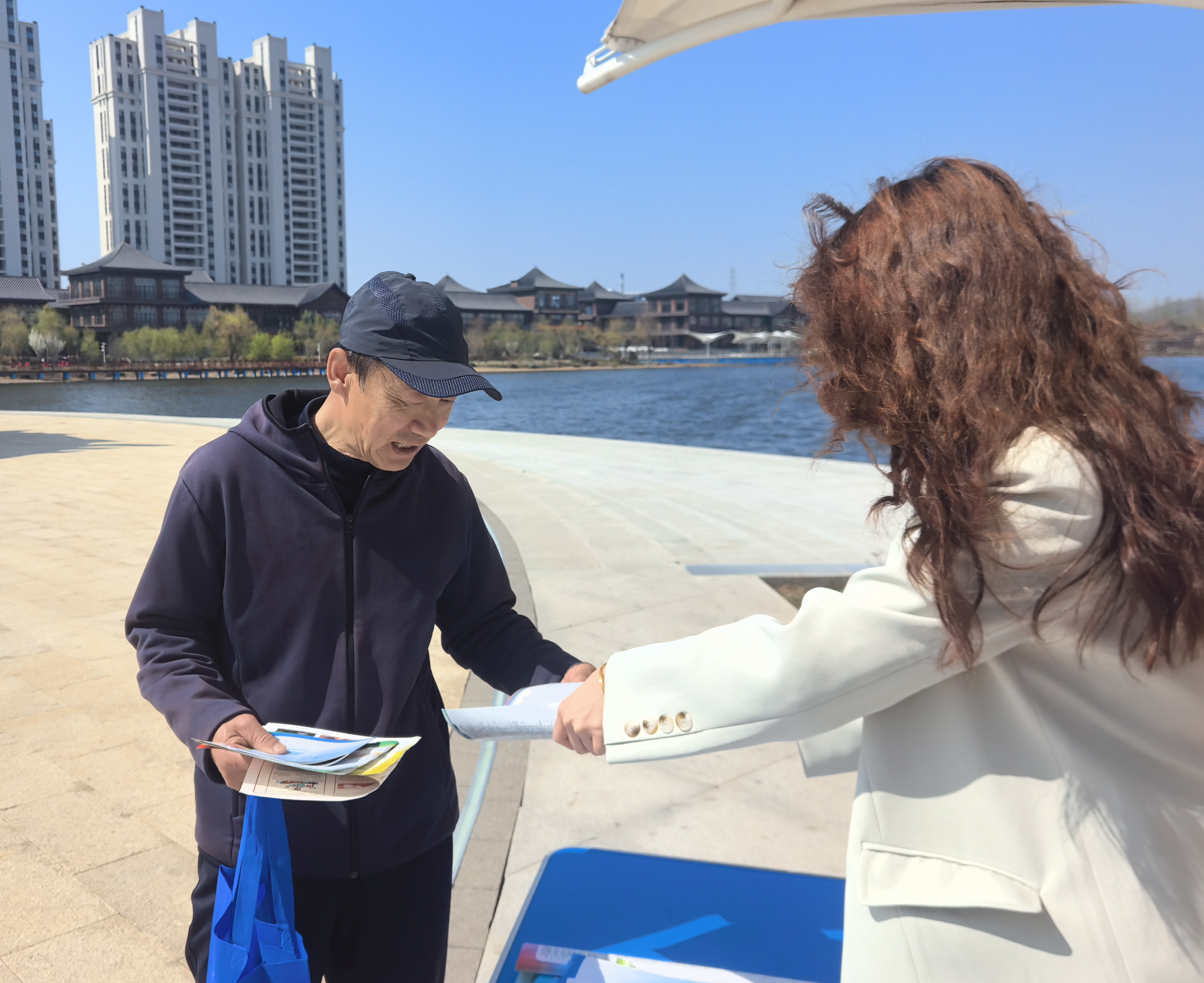 敦化市市场监督管理局开展防灾减灾宣传