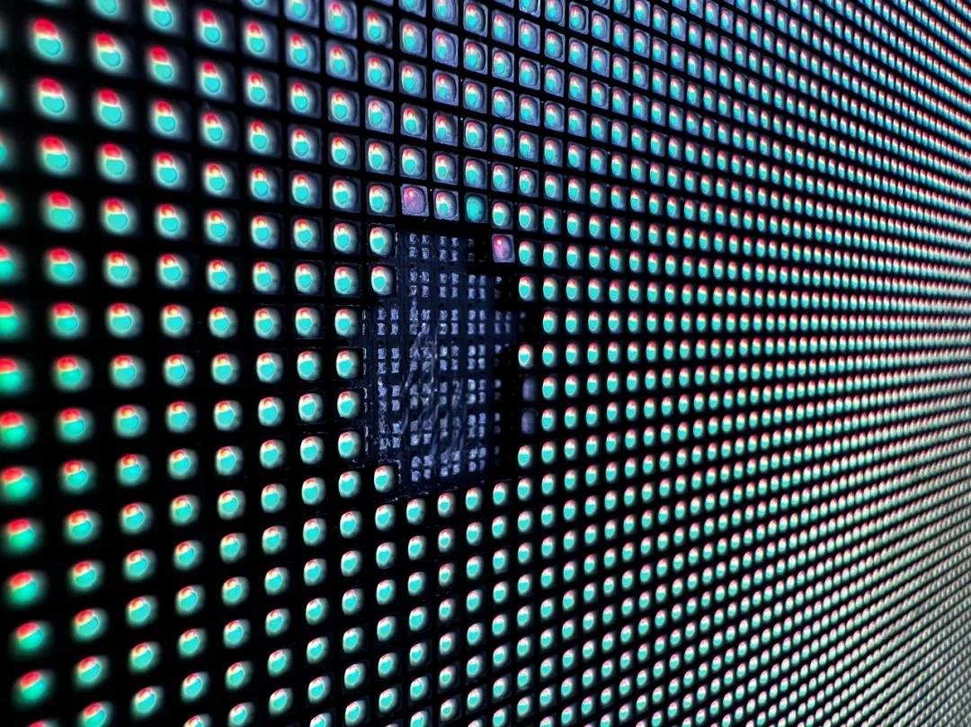 OLED 屏幕比 LCD 屏幕更伤眼？