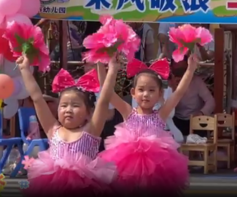 微视频丨孩子们，节日快乐！