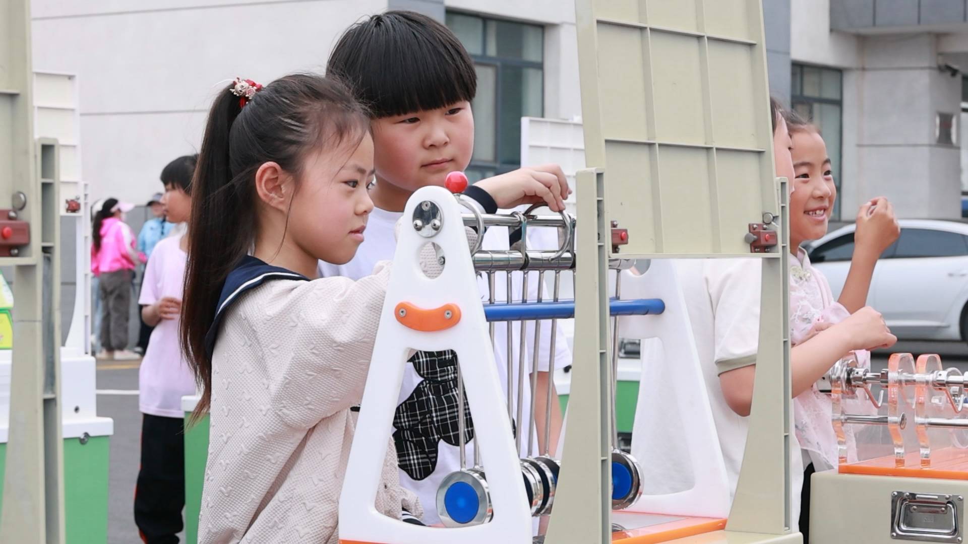 科普启航进校园 点燃学子科学梦丨洮南市“科技拥军·科普惠民”系列活动盛大开启