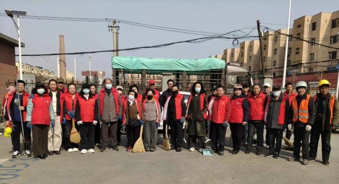 党建引领聚合力 银发志愿守家园&mdash;&mdash;铁北街道东风社区开展卫生整治志愿服务活动