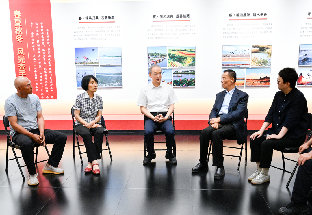 黄强胡玉亭在&ldquo;七一&rdquo;前夕看望慰问老党员老同志
