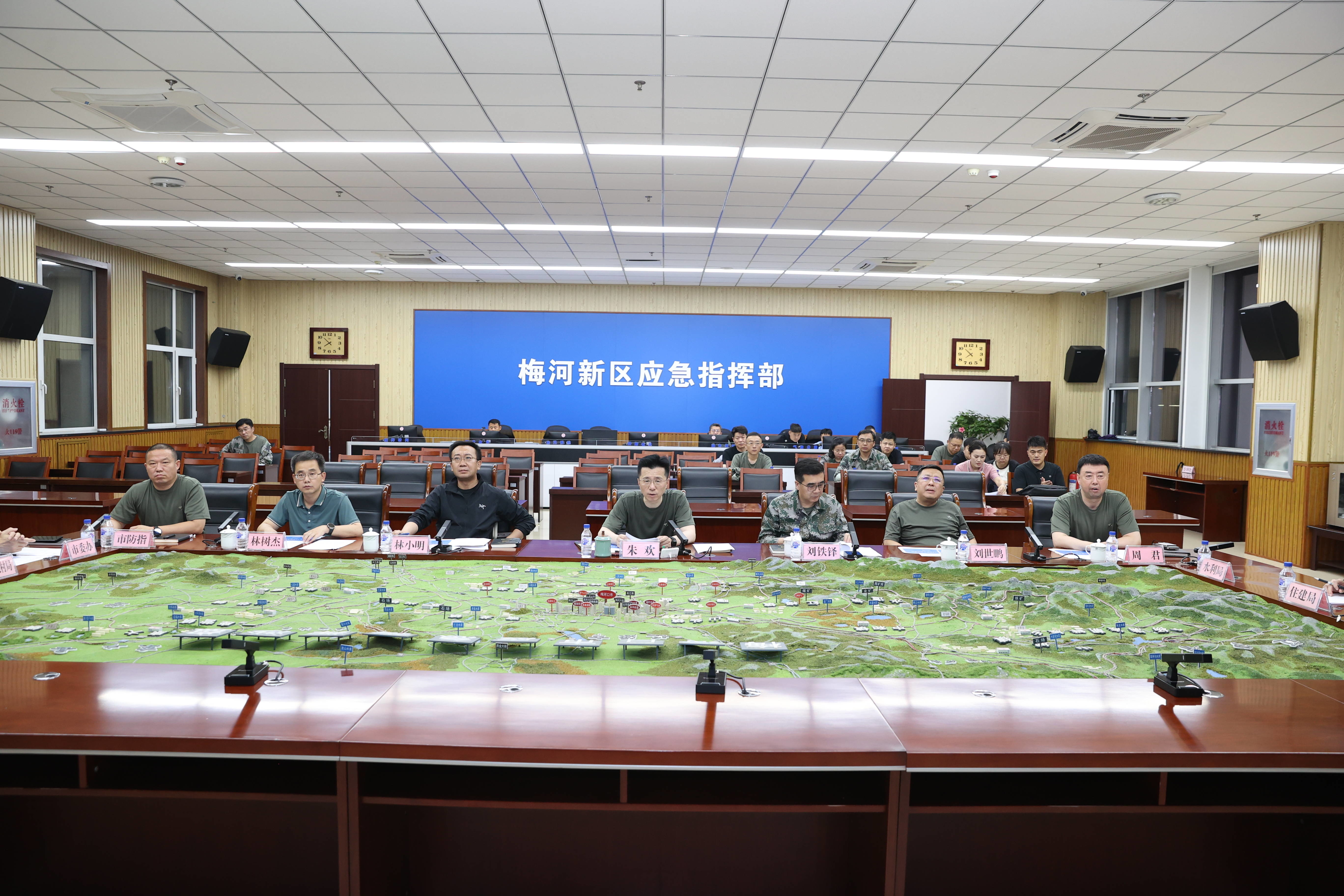 朱欢主持召开防汛视频会商会强调，要落实落细风险防控措施，坚决维护人民群众生命财产安全和社会大局稳定