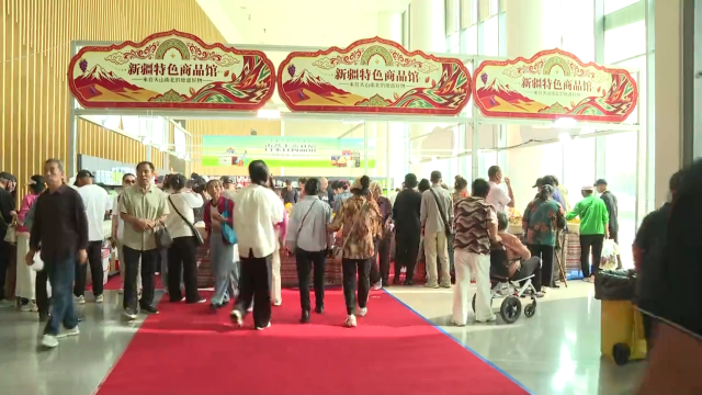 梅河口中外商品博览会启幕