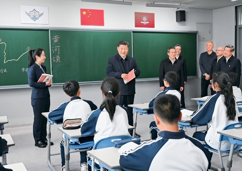 加强普惠性、基础性、兜底性民生建设