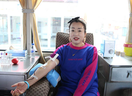民主街组织无偿献血