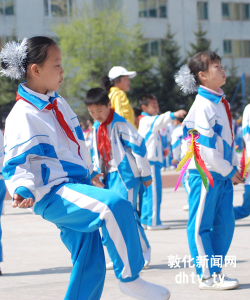 实验小学全员参与特色运动会[图]