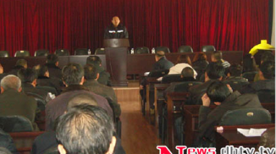 敦化市组织2013年春季校车驾驶人培训会
