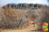 登山协会勇攀独桥峰